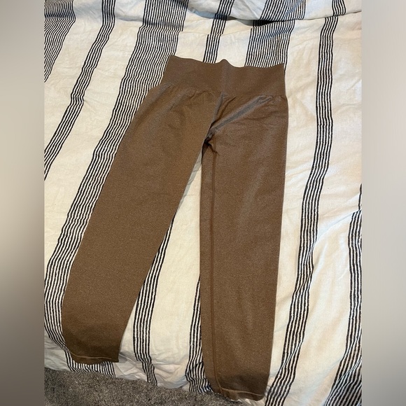 NVGTN Seamless Leggings - Picture 3 of 4